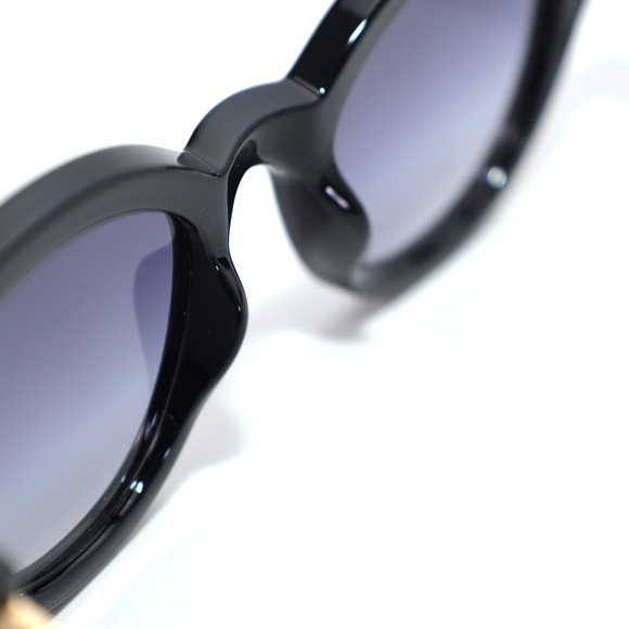 Le Specs Deja Nu Round Womens Sunglasses - Shiny Black / Grey - NWT - Picture 9 of 11